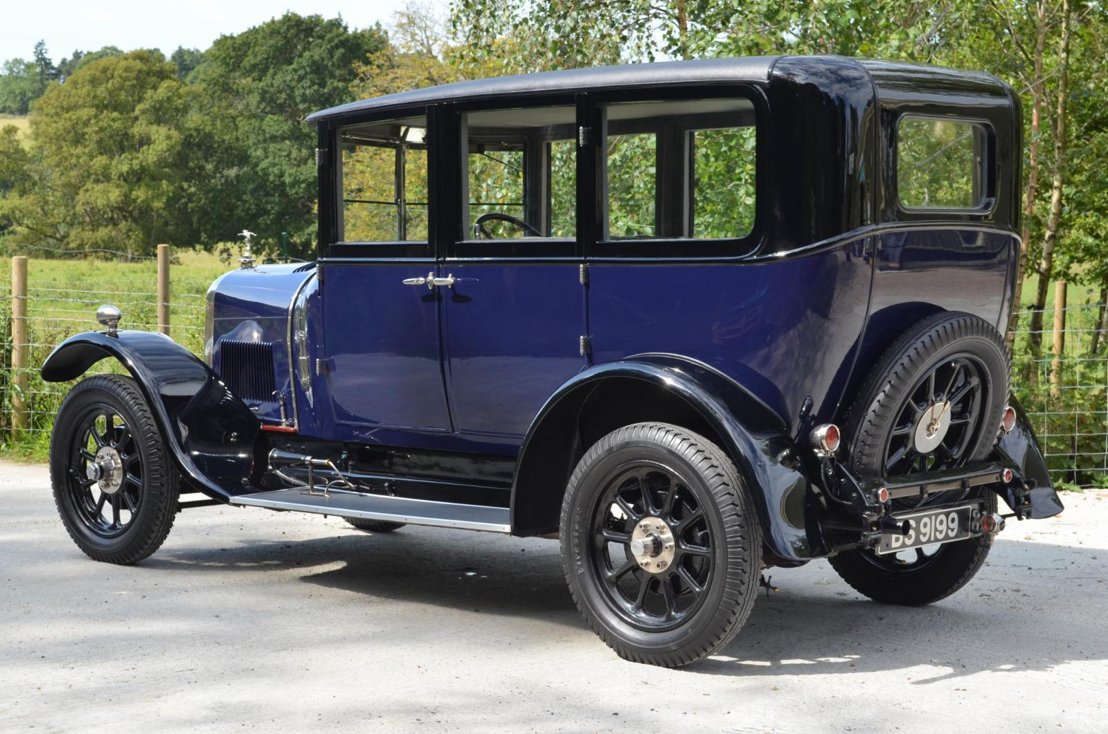 1925 Crossley 15/30 V Screen Saloon for sale | Castle Classic Cars